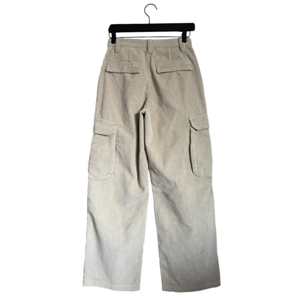 ARITZIA TNA Corbett Corduroy Mid-Rise Cargo Pants in Tan - Picture 3 of 3